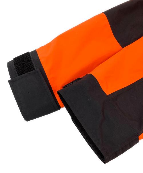 THE NORTH FACE（ザ ノース フェイス）THE NORTH FACE (ザ ノース フェイス) Supreme (シュプリーム) マウンテンライトジャケット ブラック×オレンジ サイズ:Mの古着・服飾アイテム