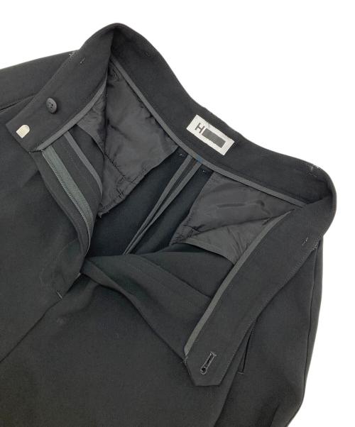 H BEAUTY&YOUTH（エイチ ビューティー&ユース）H BEAUTY&YOUTH (エイチ ビューティー&ユース) タックハーフパンツ ブラック サイズ:SMALLの古着・服飾アイテム