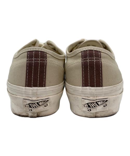 VANS（バンズ）VANS (バンズ) ローカットスニーカー ベージュ サイズ:26.5の古着・服飾アイテム