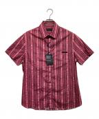 PRADAプラダ）の古着「半袖総柄シャツ」｜ショッキングピンク