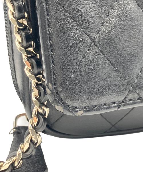 GUESS（ゲス）GUESS (ゲス) ショルダーバッグ ブラックの古着・服飾アイテム