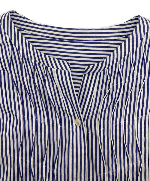 INDIVI（インディヴィ）INDIVI (インディヴィ) タックデザインブラウス ブルー サイズ:38の古着・服飾アイテム
