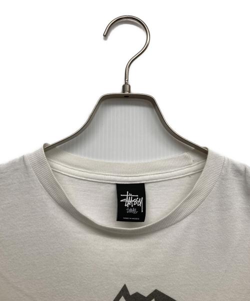 stussy（ステューシー）stussy (ステューシー) プリントTシャツ ホワイト サイズ:Sの古着・服飾アイテム