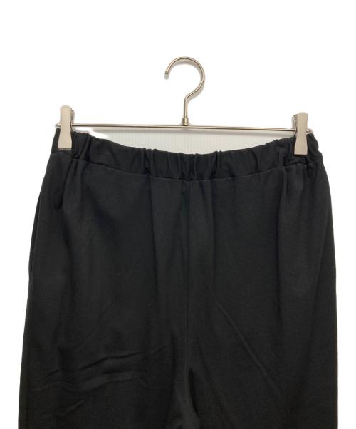 INDIVI（インディヴィ）INDIVI (インディヴィ) ウエストゴムタックテーパードパンツ ブラック サイズ:Lの古着・服飾アイテム