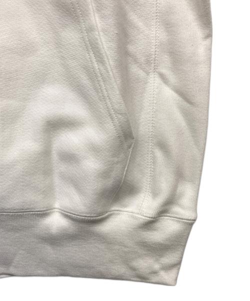 Champion（チャンピオン）Champion (チャンピオン) MoMA (モマ) ロゴパーカー ホワイト サイズ:SMALLの古着・服飾アイテム