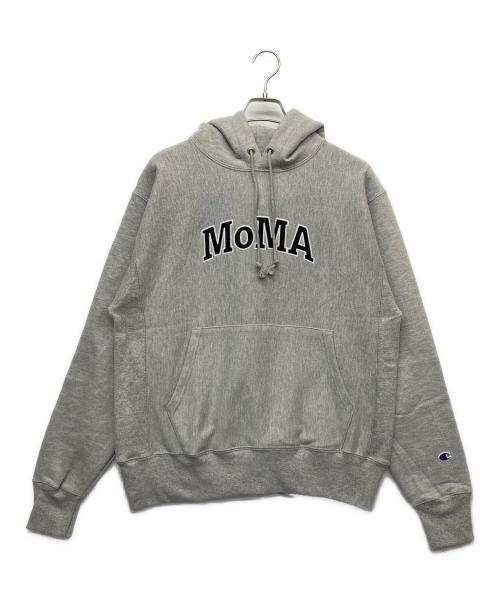 Champion（チャンピオン）Champion (チャンピオン) MoMA (モマ) ロゴパーカー グレー サイズ:Mの古着・服飾アイテム