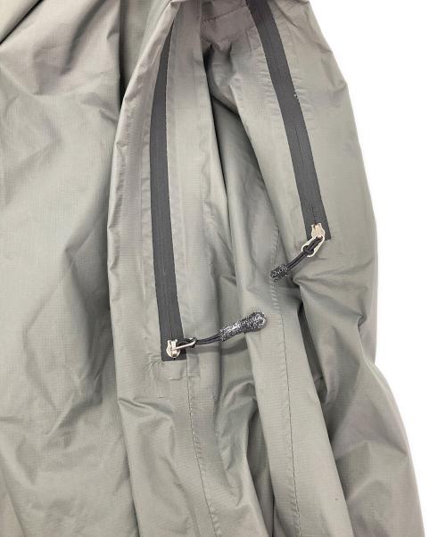 Timberland（ティンバーランド）Timberland (ティンバーランド) GORE-TEXナイロンジャケット グレー サイズ:Mの古着・服飾アイテム