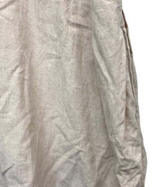 nest Robe（ネストローブ）nest Robe (ネストローブ) ブラックリネンバックVネックノースリーブワンピース アイボリー サイズ:Fの古着・服飾アイテム