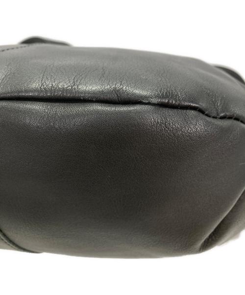 kurashi&trips publishing（クラシアンドトリップス パブリッシング）kurashi&trips publishing (クラシアンドトリップス パブリッシング) 撥水レザーバッグ ブラックの古着・服飾アイテム