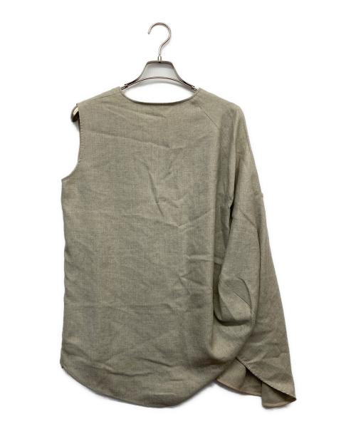 ENFOLD（エンフォルド）ENFOLD (エンフォルド) アシンメトリーノースリーブブラウス ベージュ サイズ:38の古着・服飾アイテム