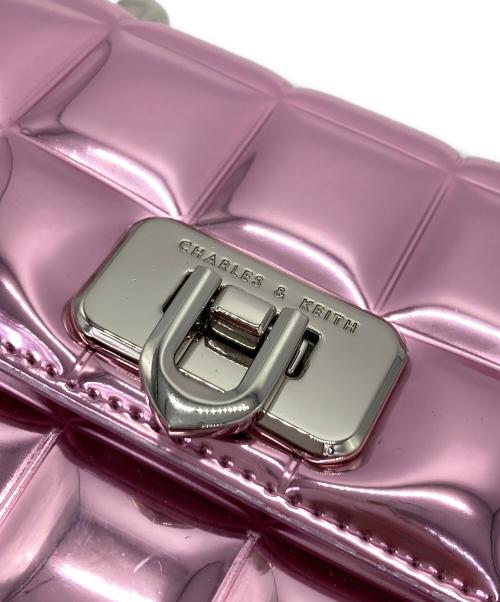 CHARLES & KEITH（チャールズアンドキース）CHARLES & KEITH (チャールズ＆キース) ショルダーバッグ ピンクの古着・服飾アイテム