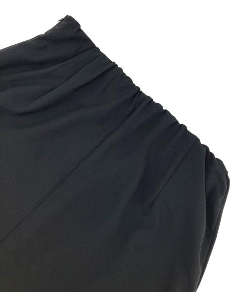 INDIVI（インディヴィ）INDIVI (インディヴィ) Iラインスカート ブラック サイズ:40 未使用品の古着・服飾アイテム