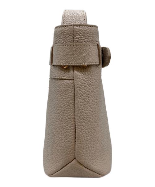 IANNE（イアンヌ）IANNE (イアンヌ) ショルダーバッグ ベージュの古着・服飾アイテム