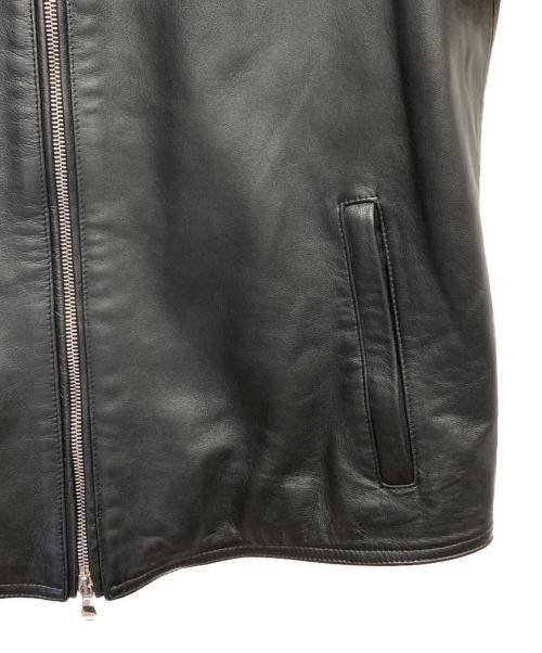 EMMETI（エンメティ）EMMETI (エンメティ) JURIラムレザーシングルライダースジャケット ブラック サイズ:48の古着・服飾アイテム