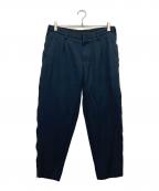 KOLORカラー）の古着「ドライウールサージジップ側小テーパードパンツ」｜ネイビー