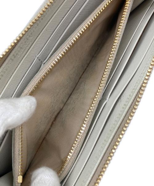 PRADA（プラダ）PRADA (プラダ) 長財布 アイボリーの古着・服飾アイテム