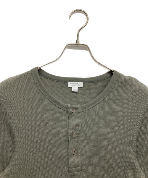 SUNSPEL（サンスペル）SUNSPEL (サンスペル) ロングスリーブ ワッフル ヘンリー カーキ サイズ:Sの古着・服飾アイテム