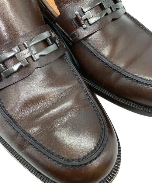 Salvatore Ferragamo（サルヴァトーレ フェラガモ）Salvatore Ferragamo (サルヴァトーレ フェラガモ) ローファー ブラウン サイズ:7 1/2の古着・服飾アイテム