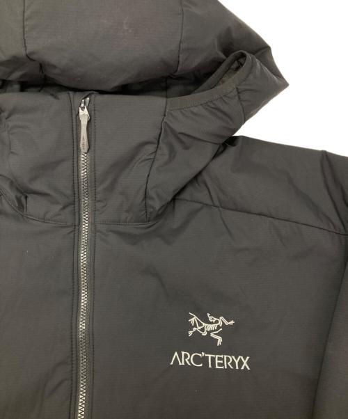 ARC'TERYX（アークテリクス）ARC'TERYX (アークテリクス) ATOM HOODY M ブラック サイズ:Mの古着・服飾アイテム