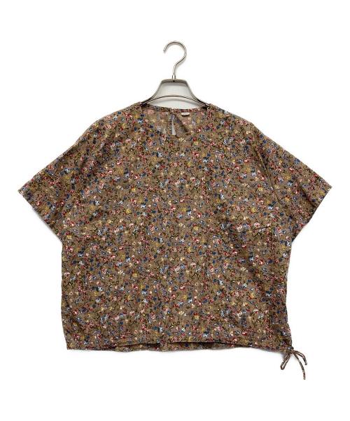 45rpm（45アールピーエム）45rpm (45アールピーエム) フラワープリントショートスリーブブラウス ブラウン サイズ:FREEの古着・服飾アイテム