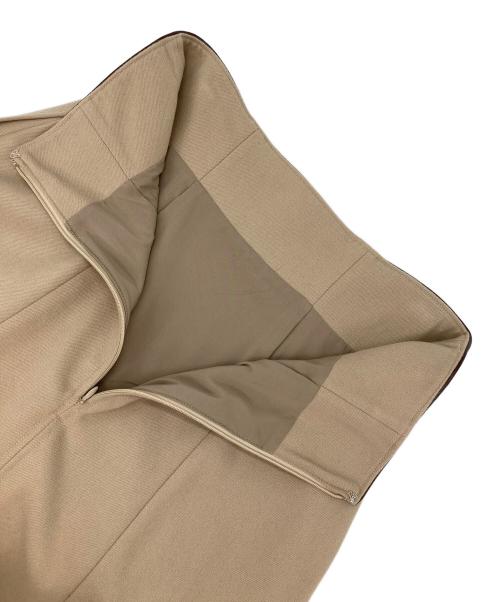 HER LIP TO（ハーリップトゥ）Her lip to (ハーリップトゥ) Belted Trimmed Midi Skirt ブラウン サイズ:M 未使用品の古着・服飾アイテム