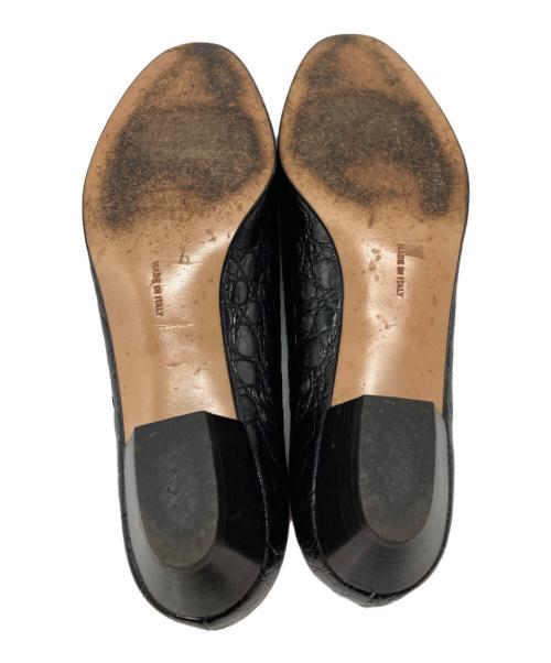 Salvatore Ferragamo（サルヴァトーレ フェラガモ）Salvatore Ferragamo (サルヴァトーレ フェラガモ) 型押しパンプス ブラック サイズ:7の古着・服飾アイテム