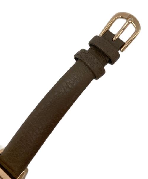 ete（エテ）ete (エテ) レクタングルフェイス ウォッチ ホワイトの古着・服飾アイテム