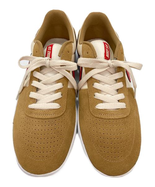 NIKE SB（ナイキエスビー）NIKE SB (ナイキエスビー) チーム クラシック マーズ イヤー ベージュ サイズ:27.5の古着・服飾アイテム