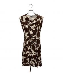 DIANE VON FURSTENBERG（ダイアンフォンファステンバーグ）の古着「ノースリーブシルクワンピース」｜ブラウン