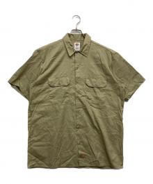 Dickies（ディッキーズ）の古着「半袖ワークシャツ」｜ベージュ