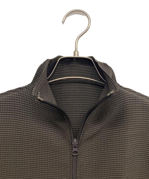 me by ISSEY MIYAKE（ミーバイイッセイミヤケ）me by ISSEY MIYAKE (ミーバイイッセイミヤケ) W ZIP Design Jacket ブラウン サイズ:FREEの古着・服飾アイテム
