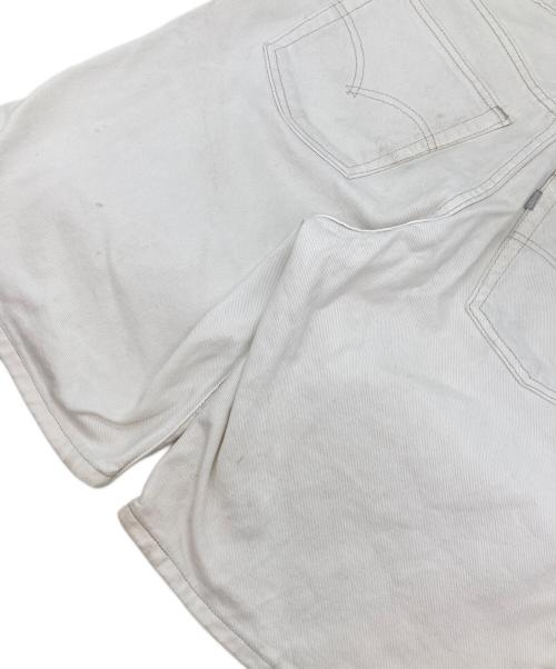 LEVI'S（リーバイス）LEVI'S (リーバイス) LOOSEホワイトデニムハーフパンツ ホワイト サイズ:33の古着・服飾アイテム