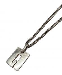 GUCCI（グッチ）の古着「Gモチーフシルバーネックレス」｜シルバー