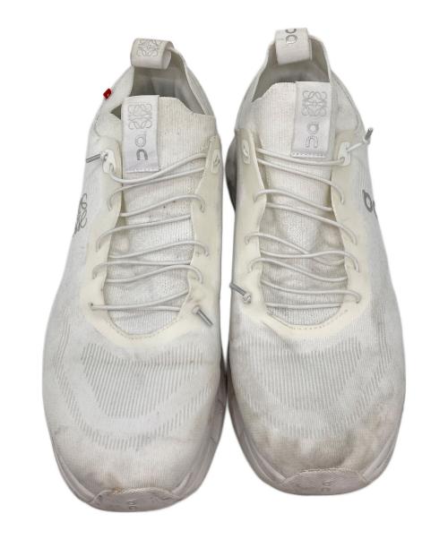 on（オン）on (オン) LOEWE (ロエベ) クラウドティルトローカットスニーカー ホワイト サイズ:29の古着・服飾アイテム