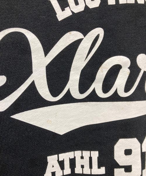 X-LARGE（エクストララージ）X-LARGE (エクストララージ) ヴァーシティロゴ クルーネックスウェットシャツ ブラック サイズ:XLの古着・服飾アイテム