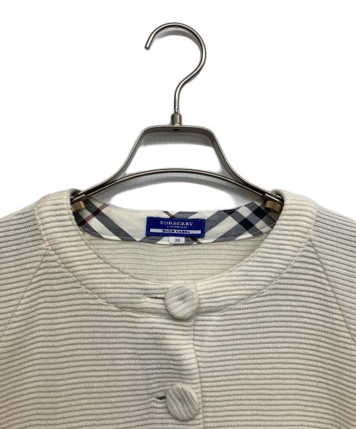 BURBERRY BLUE LABEL（バーバリーロンドンブルーレーベル）BURBERRY BLUE LABEL (バーバリーロンドンブルーレーベル) カーディガン ホワイト サイズ:38の古着・服飾アイテム