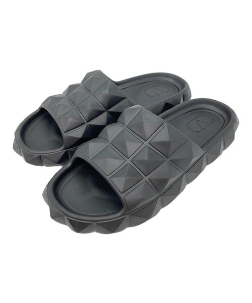 VALENTINO GARAVANI（ヴァレンティノ・ガラヴァーニ）VALENTINO GARAVANI (ヴァレンティノ・ガラヴァーニ) ローマンスタッズ タートル サンダル ブラック サイズ:38の古着・服飾アイテム