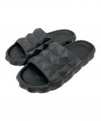 VALENTINO GARAVANIヴァレンティノ・ガラヴァーニ）の古着「ローマンスタッズ タートル サンダル」｜ブラック