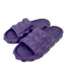 VALENTINO GARAVANI（ヴァレンティノ・ガラヴァーニ）の古着「ローマンスタッズ タートル サンダル」｜パープル