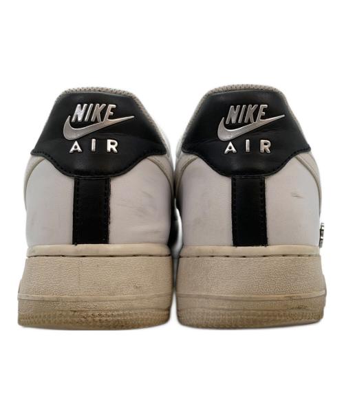 NIKE（ナイキ）NIKE (ナイキ) エアフォース1 ロー シルバー スナップ ボタン ホワイト サイズ:27の古着・服飾アイテム
