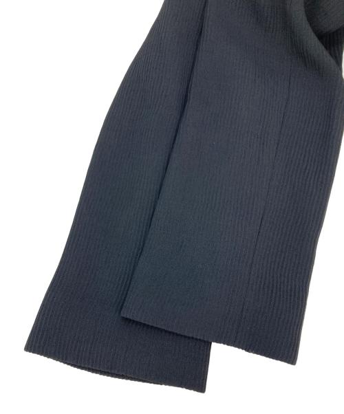 ARMANI COLLEZIONI（アルマーニ コレツィオーニ）ARMANI COLLEZIONI (アルマーニ コレツィオーニ) プリーツジャケット ブラック サイズ:42の古着・服飾アイテム