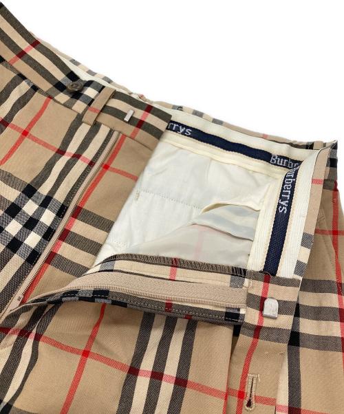 Burberry's（バーバリー）Burberry's (バーバリーズ) ノヴァチェックハーフパンツ ブラウン サイズ:Lの古着・服飾アイテム