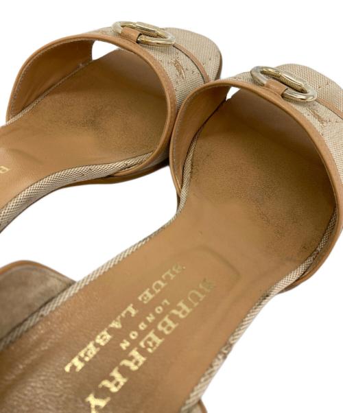 BURBERRY BLUE LABEL（バーバリー ブルー レーベル）BURBERRY BLUE LABEL (バーバリーロンドンブルーレーベル) ヒールサンダル ブラウン サイズ:24の古着・服飾アイテム