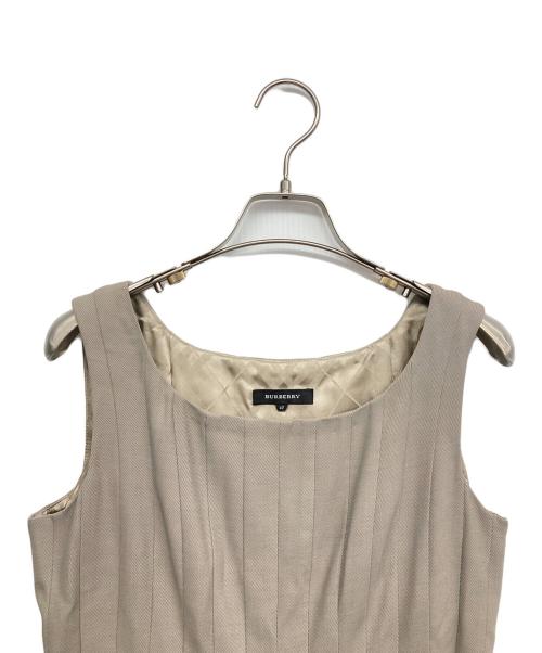 BURBERRY（バーバリー）BURBERRY (バーバリー) ギャザーノースリーブワンピース ベージュ サイズ:40の古着・服飾アイテム