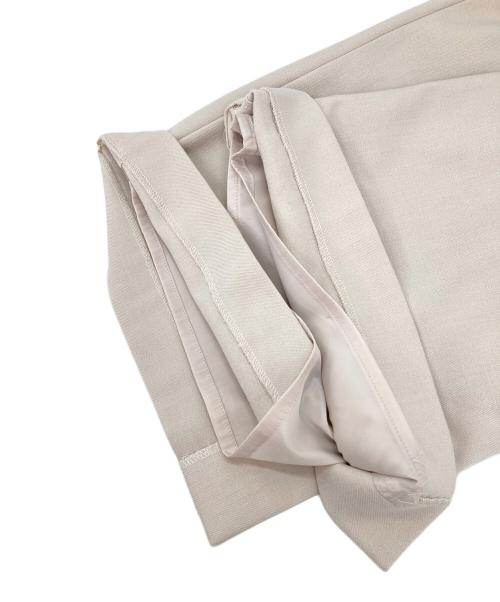 AMACA（アマカ）AMACA (アマカ) ノースリーブワンピース ベージュ サイズ:36 未使用品の古着・服飾アイテム