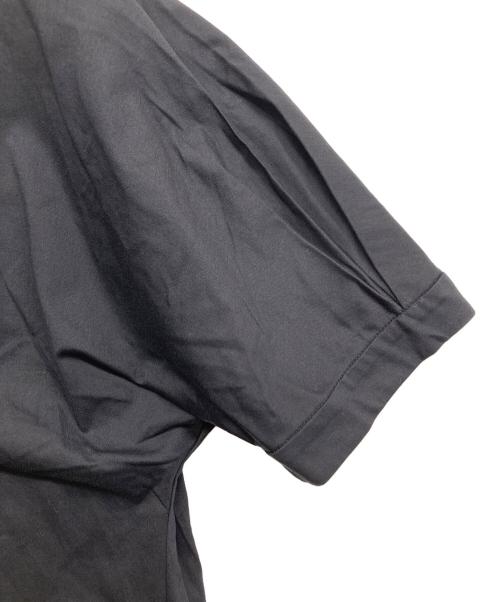 BLUE LABEL CRESTBRIDGE（ブルーレーベルクレストブリッジ）BLUE LABEL CRESTBRIDGE (ブルーレーベルクレストブリッジ) 半袖ブラウス ブラック サイズ:38の古着・服飾アイテム