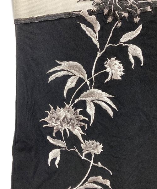 VIVIENNE TAM（ヴィヴィアンタム）VIVIENNE TAM (ヴィヴィアンタム) 花柄 刺繍 ワンピース ブラック サイズ:1の古着・服飾アイテム