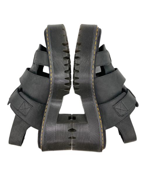 Dr.Martens（ドクターマーチン）Dr.Martens (ドクターマーチン) ARIEL厚底サンダル ブラック サイズ:39の古着・服飾アイテム