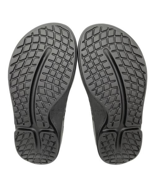 OOFOS（ウーフォス）OOFOS (ウーフォス) リカバリーシューズ ブラック サイズ:EU38 未使用品の古着・服飾アイテム