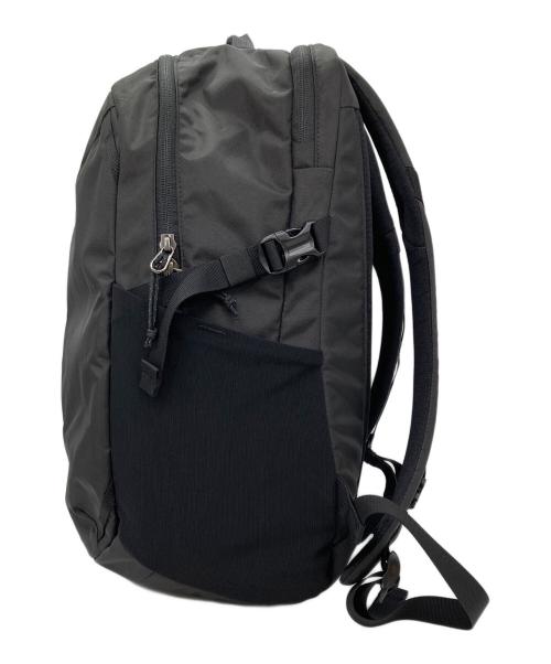 Patagonia（パタゴニア）Patagonia (パタゴニア) レフュジオ・デイパック 26L ブラックの古着・服飾アイテム